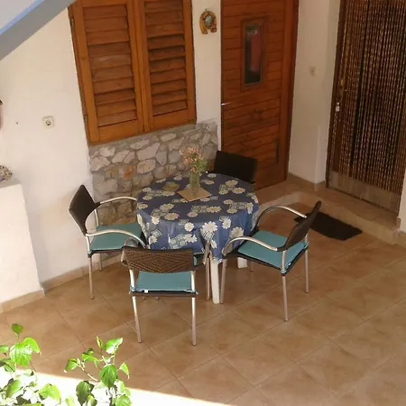 Lucia Tisno